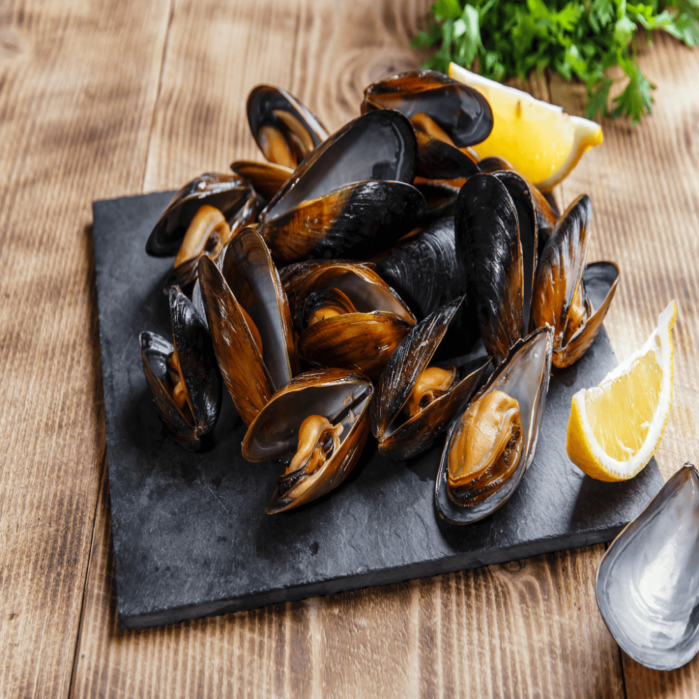 Mussels Rope Grown Live 2kg The Stickleback Fish Company Ltd